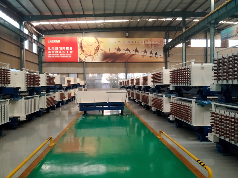 江西輕質(zhì)隔墻板機(jī)設(shè)備介紹，墻板機(jī)廠家